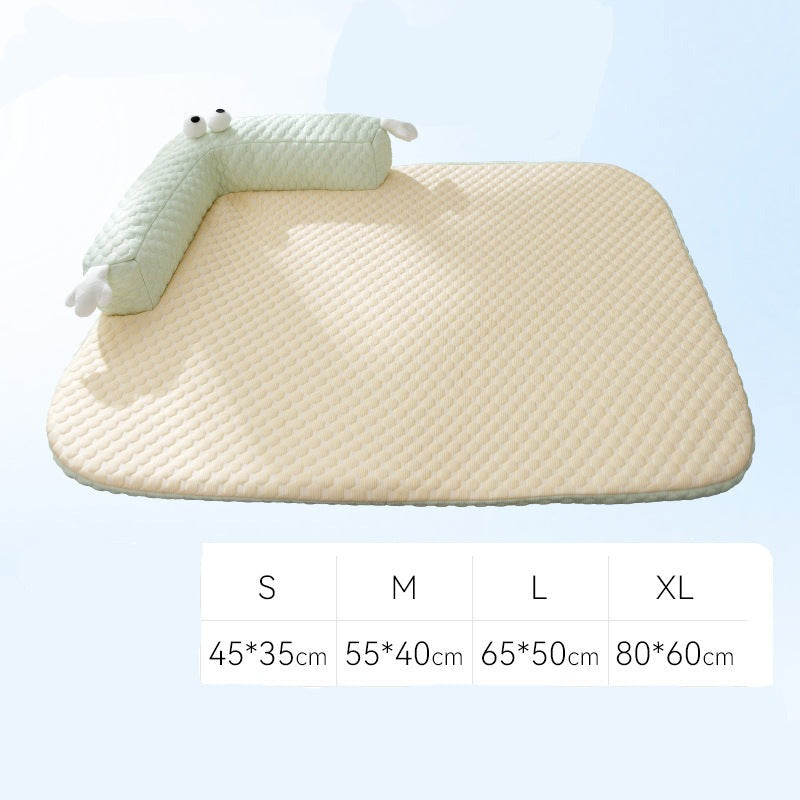 Tapis de refroidissement pour animaux domestiques en soie avec rembourrage